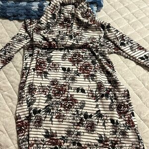 Thin long sleeve hoddie